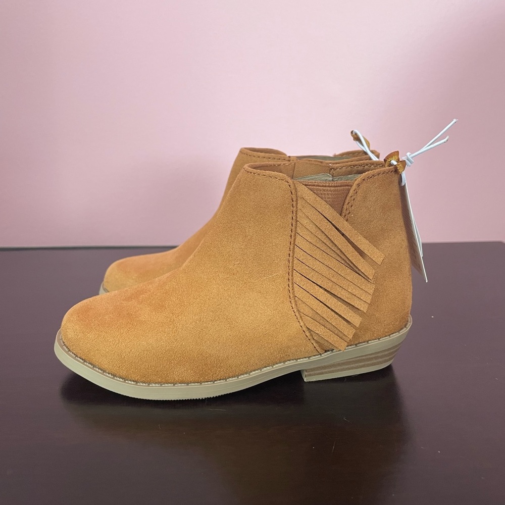 BNWT size 8 Tan Ankle Boots from Old Navy